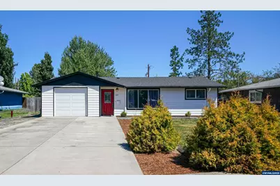 935 NW Sycamore Av, Corvallis, OR 97330 - Photo 1