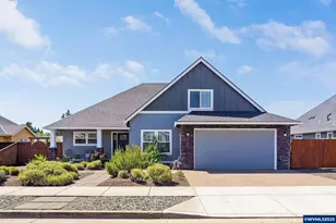 960 Grant St, Mount Angel, OR 97362 - Photo 1