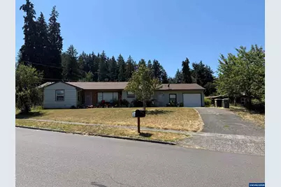 1050 1st Av, Sweet Home, OR 97386 - Photo 1