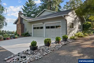 2155 Pioneer Rd, Dallas, OR 97338 - Photo 1