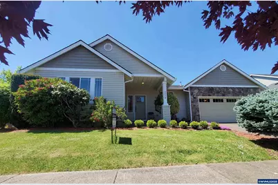 3478 Red Arrow Dr, Lebanon, OR 97355 - Photo 1