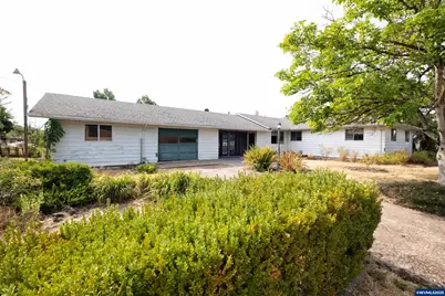 1050 21st Av SE, Albany, OR 97322 - Photo 1