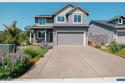 871 Maple St, Brownsville, OR 97327 - Photo 1