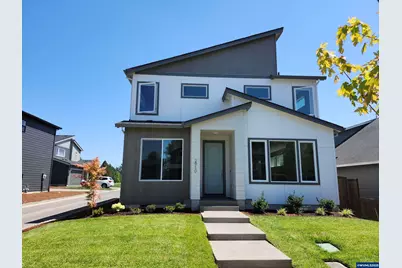 2910 Olympic St, Woodburn, OR 97071 - Photo 1