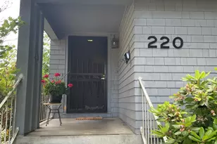 220 24th St SE, Salem, OR 97301 - Photo 1