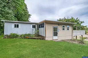 29236 Santiam Hwy, Lebanon, OR 97355 - Photo 1