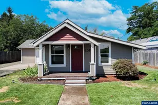 1075 SW Fairview Ave, Dallas, OR 97338 - Photo 1