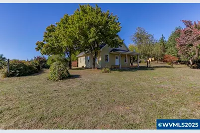 3945 Mistletoe Rd, Dallas, OR 97338 - Photo 1