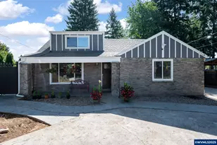 1110 SE 151st Ave, Portland, OR 97233 - Photo 1