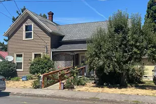 810 Taylor St, Mount Angel, OR 97362 - Photo 1