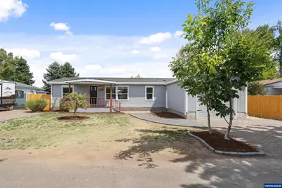 382 Chadbourne Ln NE, Salem, OR 97301 - Photo 1