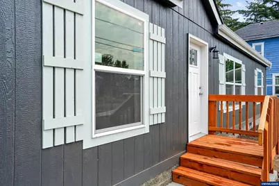 851 NW Alder St, Mill City, OR 97360 - Photo 1