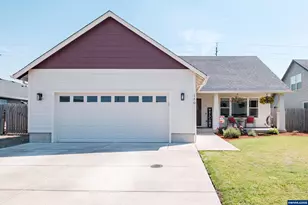 150 E Jadon Dr, Lebanon, OR 97355 - Photo 1