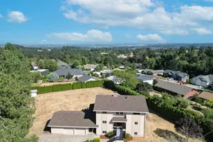 2174 38th Ave NW, Salem, OR 97304 - Photo 1