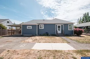 828 11th Av SW, Albany, OR 97321 - Photo 1