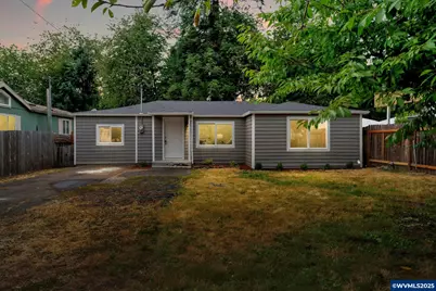 1330 Hawthorne St, Sweet Home, OR 97386 - Photo 1