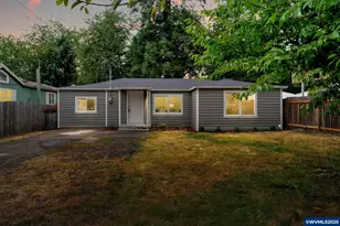 1330 Hawthorne St, Sweet Home, OR 97386 - Photo 1