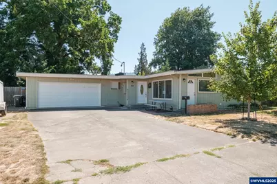 1111 Hiatt St, Lebanon, OR 97355 - Photo 1