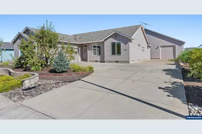 746 Mooney St, Independence, OR 97351 - Photo 1