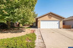 1019 S 10th St, Lebanon, OR 97355 - Photo 1