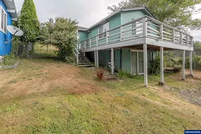 1735 NE 11th St, Lincoln City, OR 97367 - Photo 1