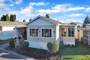 4230 Hazelgreen Rd NE, Salem, OR 97305 - Photo 1