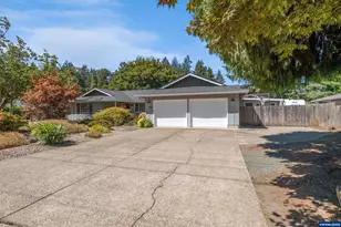 1610 NW Springhill Dr, Albany, OR 97321 - Photo 1