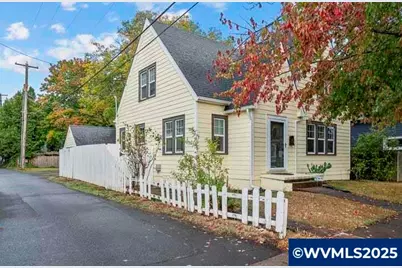 255 14th St NE, Salem, OR 97301 - Photo 1