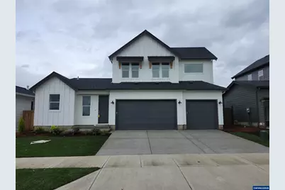 633 Magnolia Av, Woodburn, OR 97071 - Photo 1