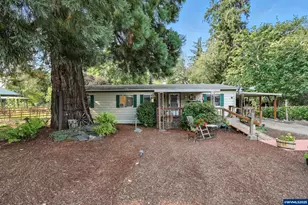 731 NW Sunset Ct, Mill City, OR 97360 - Photo 1