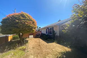 10534 NE Oregon St, Portland, OR 97220 - Photo 1