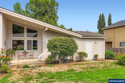 545 N Douglas Ln, Canby, OR 97013 - Photo 1