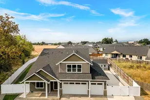 5832 NE Chandra Ct, Albany, OR 97322 - Photo 1