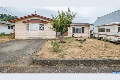 532 6th Av, Sweet Home, OR 97386 - Photo 1