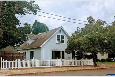 1140 SE Lyle St, Dallas, OR 97338 - Photo 1