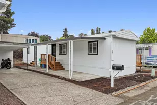 4424 SE Roethe Rd, Milwaukie, OR 97267 - Photo 1