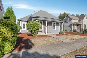 319 18th St SE, Salem, OR 97301 - Photo 1