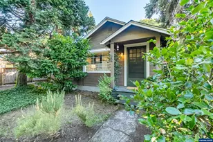 844 NW Tyler Ave, Corvallis, OR 97330 - Photo 1