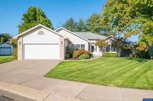 3908 Sedgewick Pl SE, Albany, OR 97322 - Photo 1