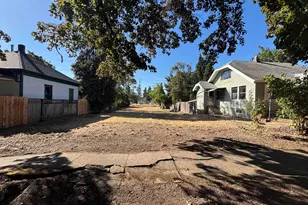 325 16th St SE, Salem, OR 97301 - Photo 1