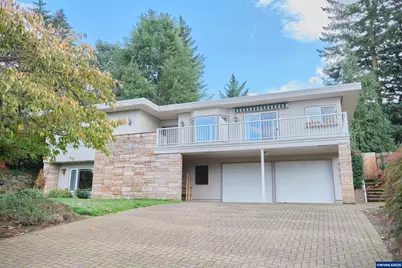 1992 Summit Av NW, Salem, OR 97304 - Photo 1