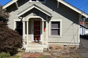 129 Fiske St, Silverton, OR 97381 - Photo 1