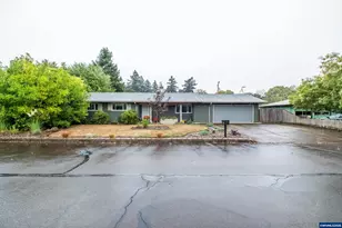 1525 NE Sherman St, Albany, OR 97321 - Photo 1