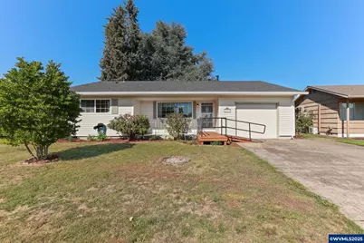 2279 W Hayes St, Woodburn, OR 97071 - Photo 1