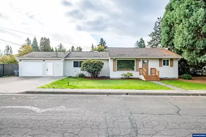 1840 SW 14th Av, Albany, OR 97321 - Photo 1