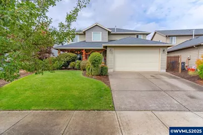 419 Vine Av, Woodburn, OR 97071 - Photo 1