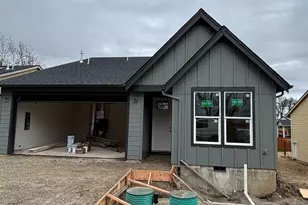 9334 Glory Ct NE, Salem, OR 97305 - Photo 1