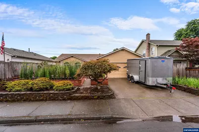 4802 Fuhrer Ct NE, Salem, OR 97305 - Photo 1