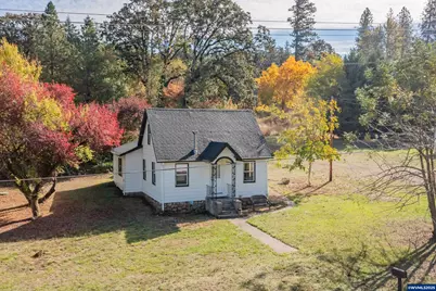 30683 Spring St, Lebanon, OR 97355 - Photo 1