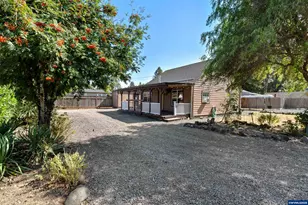 1607 Elm St St, Sweet Home, OR 97386 - Photo 1